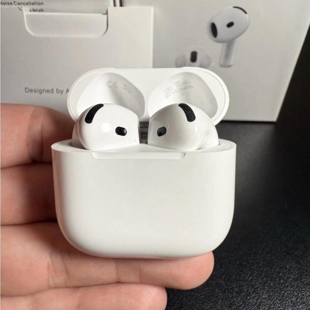 White Wireless Earbuds with Charging Case